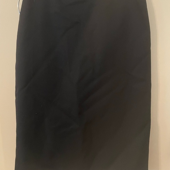 Bundle of 3 skirts black pencil skirts material guess size x-small - Picture 10 of 13
